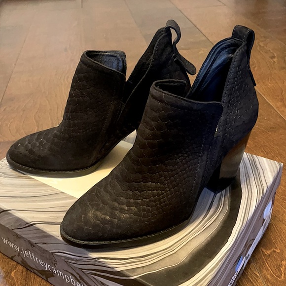 Jeffrey Campbell Rowlan Boots - Size 8 - Picture 1 of 4